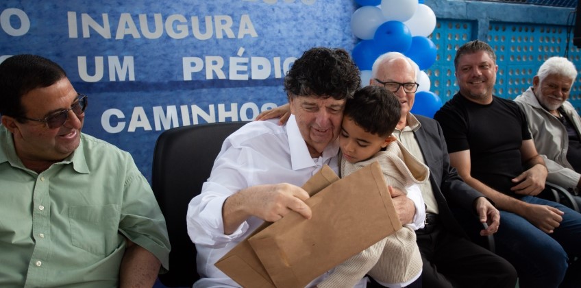 Prefeitura de Volta Redonda entrega escola revitalizada à comunidade no bairro Retiro